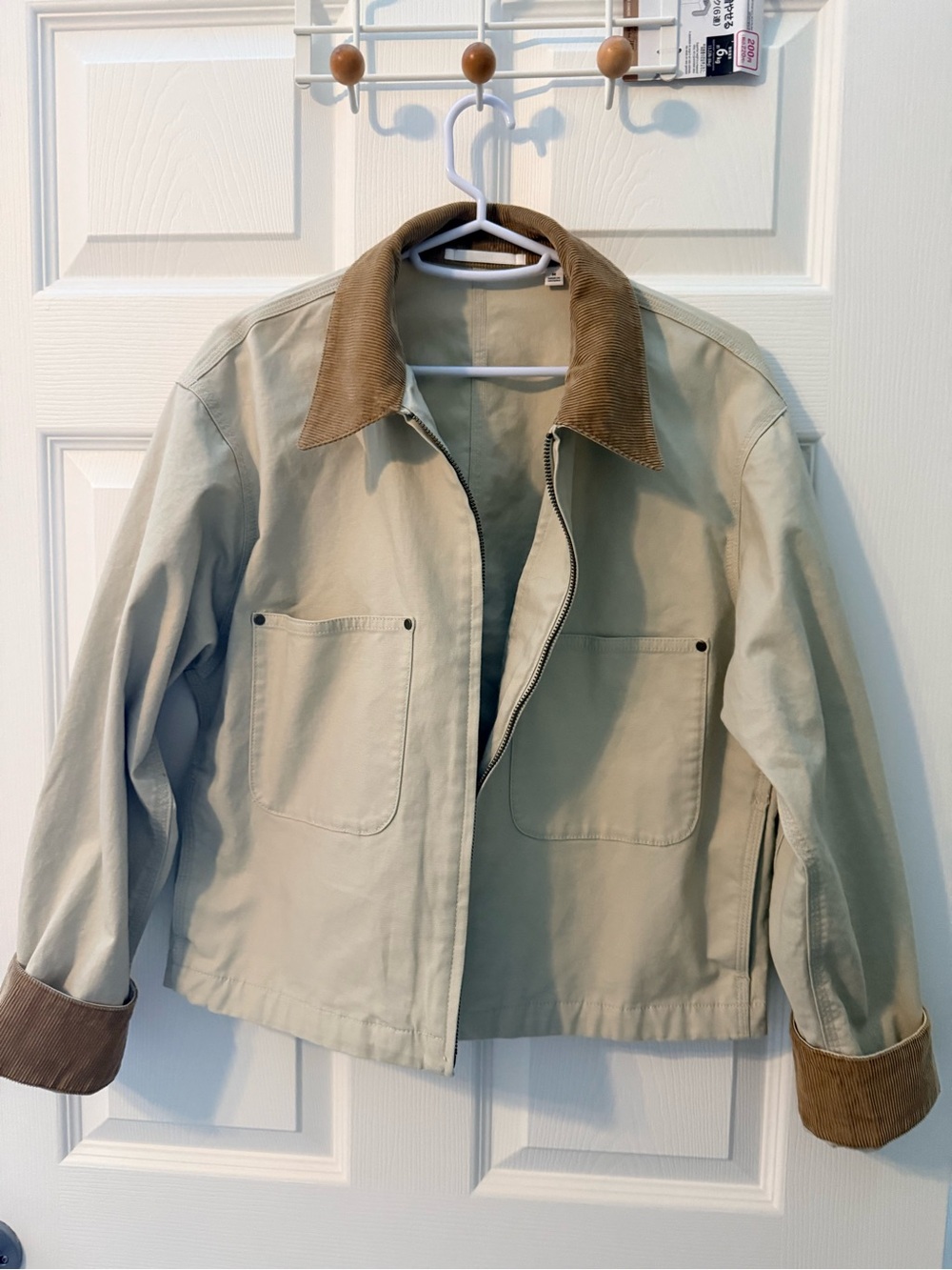 Uniqlo zip-up Short Jacket
